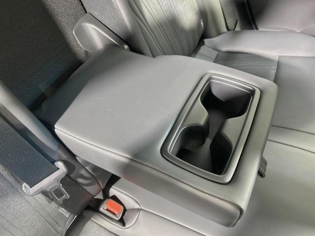 ハリアー Ｇ　８インチディスプレイオーディオ　バックカメラ　衝突被害軽減システム　レーダークルーズ　禁煙車　電動リアゲート　パワーシート　コーナーセンサー　ＥＴＣ　純正１８インチアルミ　オートハイビーム（58枚目）