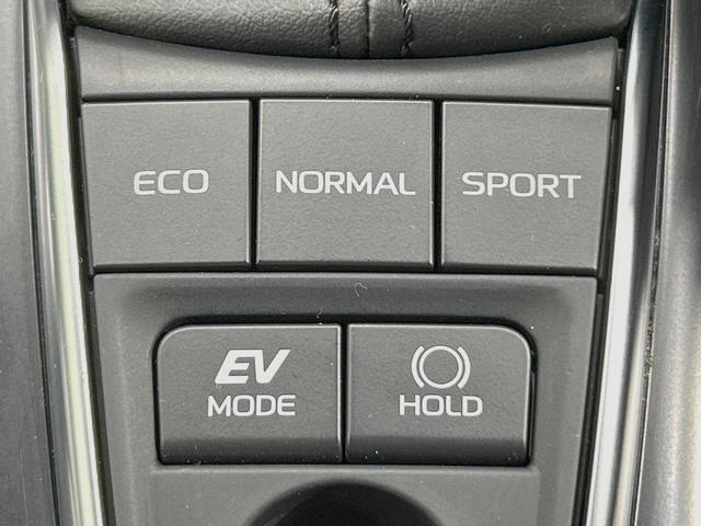 カムリ ＷＳレザーパッケージ　禁煙車　セーフティセンス　純正８型ナビ　バックカメラ　Ｂｌｕｅｔｏｏｔｈ　フルセグ　ＥＴＣ　シートヒーター　ＬＥＤヘッド　ＢＳＭ　パワーシート　黒革シート　オートブレーキホールド　レーダークルーズ（38枚目）