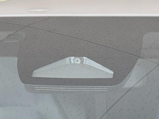 ヤリスクロス X バックカメラ トヨタセーフティセンス レーダークルーズ 禁煙車 ドラレコ コーナーセンサー スマートキー ETC オートハイビーム 車線逸脱警報 オートライト Bluetooth フルセグ(3枚目)