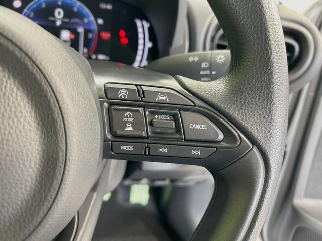 ヤリスクロス X バックカメラ トヨタセーフティセンス レーダークルーズ 禁煙車 ドラレコ コーナーセンサー スマートキー ETC オートハイビーム 車線逸脱警報 オートライト Bluetooth フルセグ(4枚目)