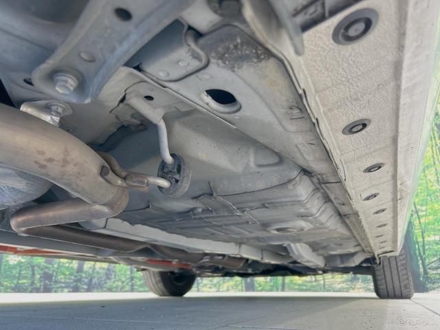 アクア Ｌ　純正ＳＤナビ　プリクラッシュセーフティ　禁煙車　ドラレコ　ビルトインＥＴＣ　オートハイビーム　車線逸脱警報　オートエアコン　Ｂｌｕｅｔｏｏｔｈ　ＣＤ　地デジ　ドアバイザー　フロアマット　電動格納ミラー（22枚目）