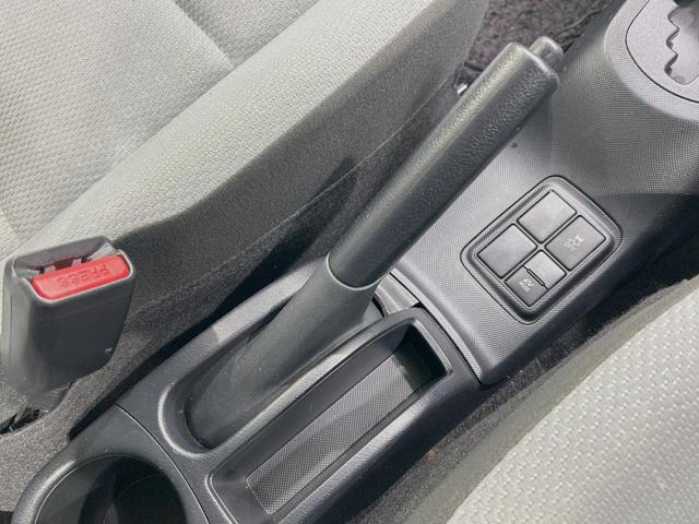 アクア Ｌ　純正ＳＤナビ　プリクラッシュセーフティ　禁煙車　ドラレコ　ビルトインＥＴＣ　オートハイビーム　車線逸脱警報　オートエアコン　Ｂｌｕｅｔｏｏｔｈ　ＣＤ　地デジ　ドアバイザー　フロアマット　電動格納ミラー（40枚目）