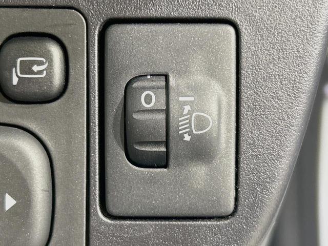 アクア Ｌ　純正ＳＤナビ　プリクラッシュセーフティ　禁煙車　ドラレコ　ビルトインＥＴＣ　オートハイビーム　車線逸脱警報　オートエアコン　Ｂｌｕｅｔｏｏｔｈ　ＣＤ　地デジ　ドアバイザー　フロアマット　電動格納ミラー（44枚目）