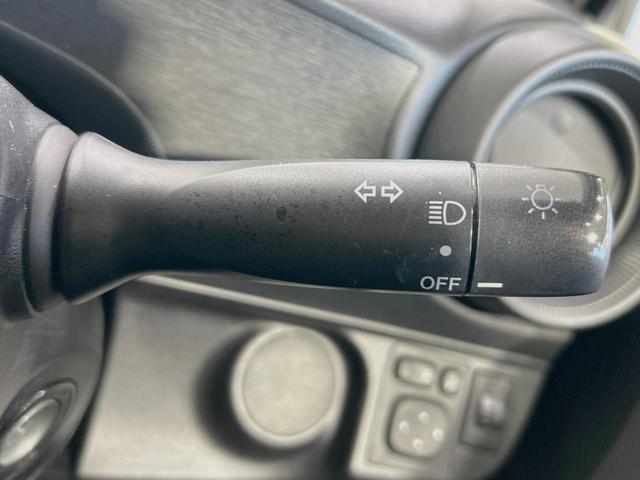 アクア Ｌ　純正ＳＤナビ　プリクラッシュセーフティ　禁煙車　ドラレコ　ビルトインＥＴＣ　オートハイビーム　車線逸脱警報　オートエアコン　Ｂｌｕｅｔｏｏｔｈ　ＣＤ　地デジ　ドアバイザー　フロアマット　電動格納ミラー（46枚目）