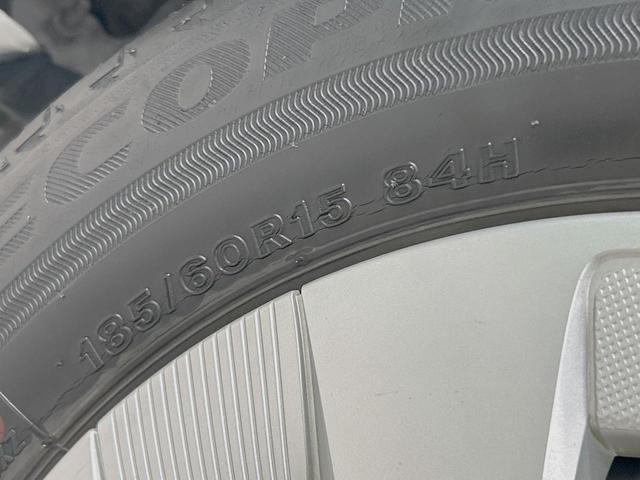 アクア Ｌ　純正ＳＤナビ　プリクラッシュセーフティ　禁煙車　ドラレコ　ビルトインＥＴＣ　オートハイビーム　車線逸脱警報　オートエアコン　Ｂｌｕｅｔｏｏｔｈ　ＣＤ　地デジ　ドアバイザー　フロアマット　電動格納ミラー（50枚目）