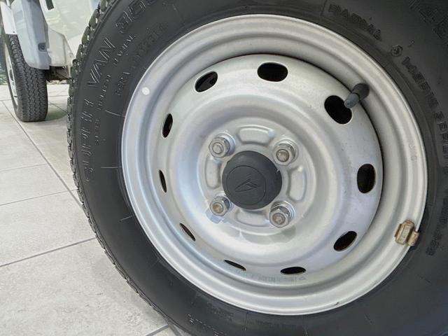 ハイゼットトラック エアコン・パワステスペシャルVS 禁煙車 ドアバイザー フロアマット 大型二台作業灯 格納式テールゲートチェーン あゆみ板掛テールゲート(8枚目)