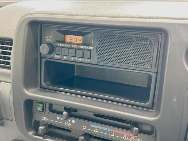 ハイゼットトラック エアコン・パワステスペシャルVS 禁煙車 ドアバイザー フロアマット 大型二台作業灯 格納式テールゲートチェーン あゆみ板掛テールゲート(22枚目)