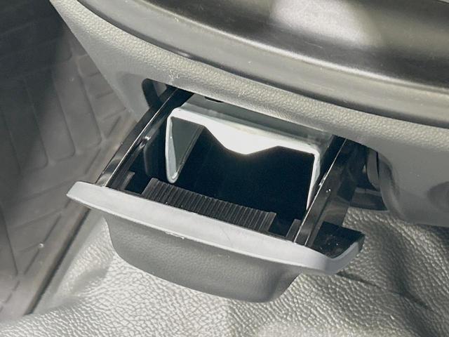 ハイゼットトラック エアコン・パワステスペシャルVS 禁煙車 ドアバイザー フロアマット 大型二台作業灯 格納式テールゲートチェーン あゆみ板掛テールゲート(40枚目)