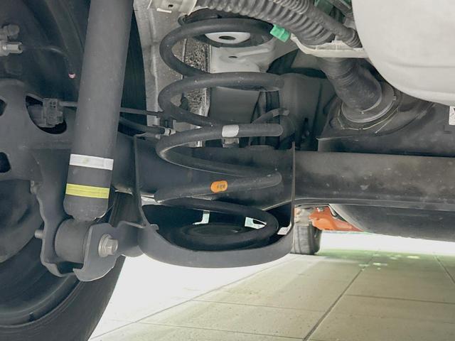 アクア L 純正SDナビ 禁煙車 ETC オートエアコン Bluetooth CD 地デジ フロアマット ドアバイザー 電動格納ミラー(23枚目)