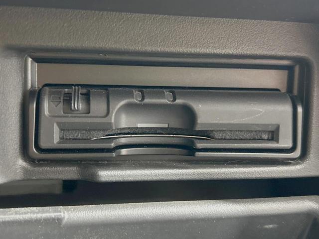 セレナ ハイウェイスターS-HVアドバンスドセーフティパック 禁煙車 純正8型ナビ 全周囲カメラ 後席モニター 衝突軽減装置 車線逸脱警報 クルコン 両側電動ドア クリアランスソナー LEDヘッド ETC 純正16インチアルミ スマートキー アイドリングストップ(10枚目)