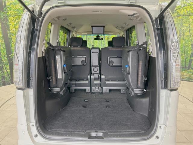 セレナ ハイウェイスターS-HVアドバンスドセーフティパック 禁煙車 純正8型ナビ 全周囲カメラ 後席モニター 衝突軽減装置 車線逸脱警報 クルコン 両側電動ドア クリアランスソナー LEDヘッド ETC 純正16インチアルミ スマートキー アイドリングストップ(30枚目)