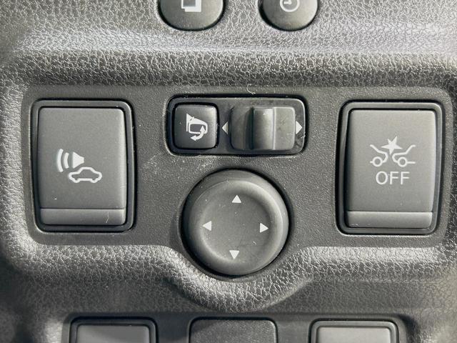 ノート e-パワー X 禁煙車 純正SDナビ 衝突被害軽減システム ドラレコ スマートキー LEDヘッド ETC 車線逸脱警報 オートライト オートエアコン Bluetooth再生 CD/DVD再生 フルセグ(31枚目)