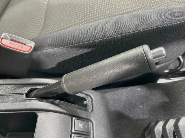 ジムニー ＸＣ　４ＷＤ　衝突被害軽減システム　禁煙車　コーナーセンサー　ＬＥＤヘッド　クルコン　純正１６インチアルミ　オートライト　オートエアコン　オートライト　ヘッドランプウォッシャー　ステアリングスイッチ（44枚目）