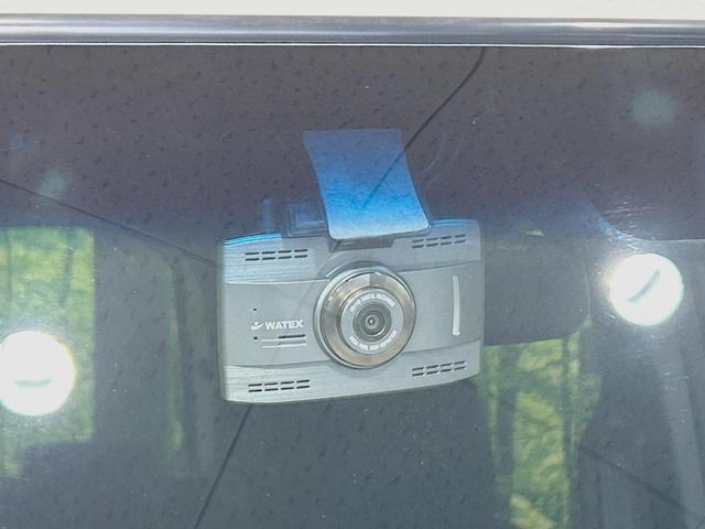 Ｎ－ＢＯＸカスタム Ｇ・Ｌホンダセンシング　電動スライドドア　ＳＤナビ　バックカメラ　ホンダセンシング　レーダークルーズ　禁煙車　ドラレコ　コーナーセンサー　スマートキー　ＬＥＤヘッド　ビルトインＥＴＣ　純正１４インチアルミ　車線逸脱警報（6枚目）