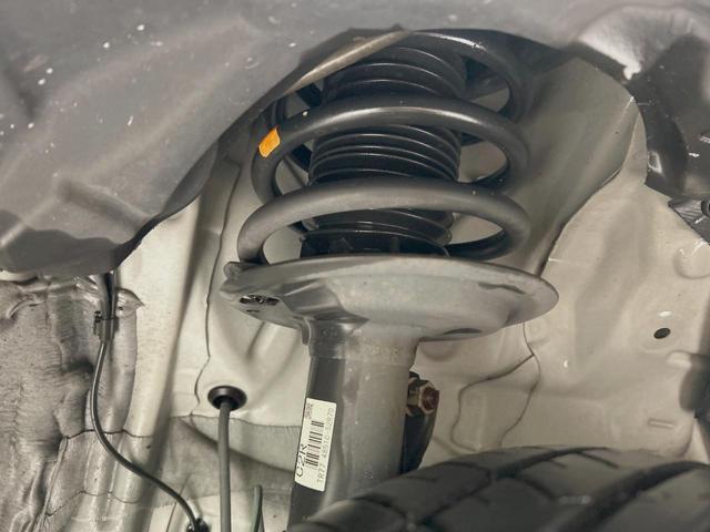 シエンタ Ｇ　クエロ　禁煙車　純正ＳＤナビ　セーフティセンス　全周囲カメラ　両側電動ドア　クリアランスソナー　ハーフレザー　ＬＥＤヘッド　スマートキー　７人乗り　オートライト　オートエアコン　Ｂｌｕｅｔｏｏｔｈ再生（20枚目）