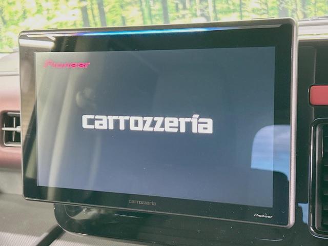 スペーシアカスタム ハイブリッドＸＳ　禁煙車　ディスプレイオーディオ　セーフティサポート　レーダークルーズ　ＨＵＤ　両側電動ドア　ハーフレザー　シートヒーター　ステアリングヒーター　クリアランスソナー　ＬＥＤヘッド　バックカメラ　ＥＴＣ（3枚目）