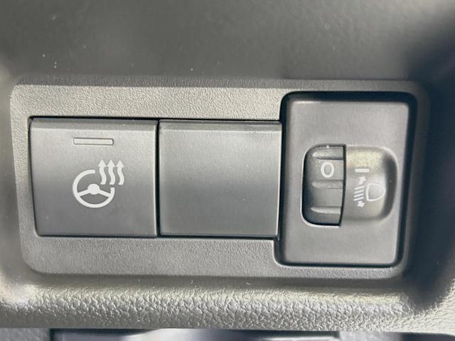 スペーシアカスタム ハイブリッドＸＳ　禁煙車　ディスプレイオーディオ　セーフティサポート　レーダークルーズ　ＨＵＤ　両側電動ドア　ハーフレザー　シートヒーター　ステアリングヒーター　クリアランスソナー　ＬＥＤヘッド　バックカメラ　ＥＴＣ（10枚目）