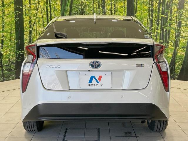 プリウス Ｓセーフティプラス　禁煙車　純正９型ナビ　セーフティセンス　レーダークルーズ　パーキングアシスト　クリアランスソナー　ＬＥＤヘッド　バックカメラ　ＥＴＣ２．０　純正１５インチアルミ　スマートキー（17枚目）