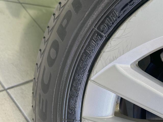 プリウス Ｓセーフティプラス　禁煙車　純正９型ナビ　セーフティセンス　レーダークルーズ　パーキングアシスト　クリアランスソナー　ＬＥＤヘッド　バックカメラ　ＥＴＣ２．０　純正１５インチアルミ　スマートキー（38枚目）