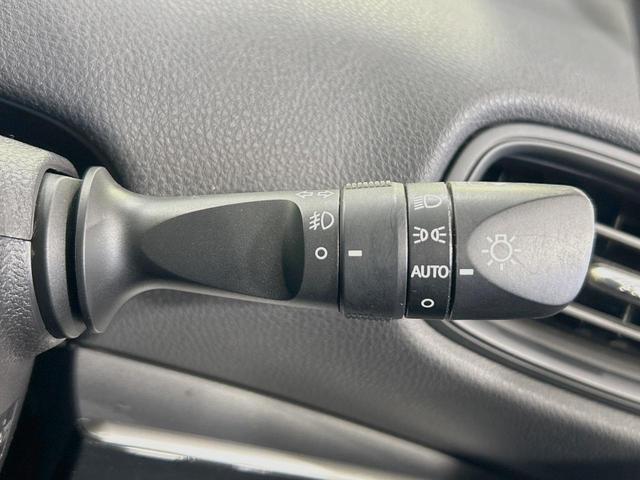 プリウス Ｓセーフティプラス　禁煙車　純正９型ナビ　セーフティセンス　レーダークルーズ　パーキングアシスト　クリアランスソナー　ＬＥＤヘッド　バックカメラ　ＥＴＣ２．０　純正１５インチアルミ　スマートキー（51枚目）