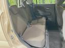 後部座席も気になるようなキズ・汚れやへたり等、大きなダメージはなく、良好な状態です。