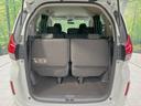 ハイブリッド・Ｇホンダセンシング　禁煙車　純正ＳＤナビ　ホンダセンシング　レーダークルーズ　両側電動ドア　ＬＥＤヘッド　バックカメラ　ＥＴＣ　スマートキー　アイドリングストップ　７人乗り　オートエアコン　オートライト（30枚目）