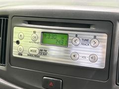 お好きな音楽を車内でお楽しみいただけます♪スピーカー交換・ウーハー追加などの音質向上や、最新ナビ・後席モニター等の取り付けも是非ご相談ください！ 3