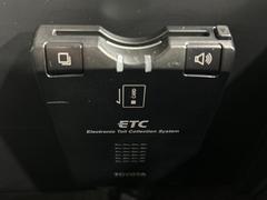 【ＥＴＣ】高速道路の料金所をストレスなく通過！話題のスポットやサービスエリアに多い「スマートIntercooler」利用時は必須のアイテムです。当店でセットアップを実施、ご納車当日からすぐにご利用いただけます！ 5