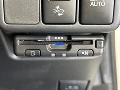 【ＥＴＣ】高速道路の料金所をストレスなく通過！話題のスポットやサービスエリアに多い「スマートIntercooler」利用時は必須のアイテムです。当店でセットアップを実施、ご納車当日からすぐにご利用いただけます！ 6
