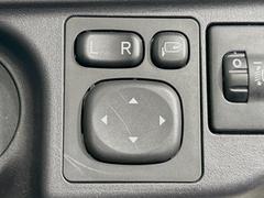 ����ư��Ǽ�ߥ顼�ۥ����ɥߥ顼����ư��Ǽ���ȤʤäƤ��ꡢ������־�Ǥ⥭�����Ĥ��ꥹ�����ޤ����ޤ��� 5