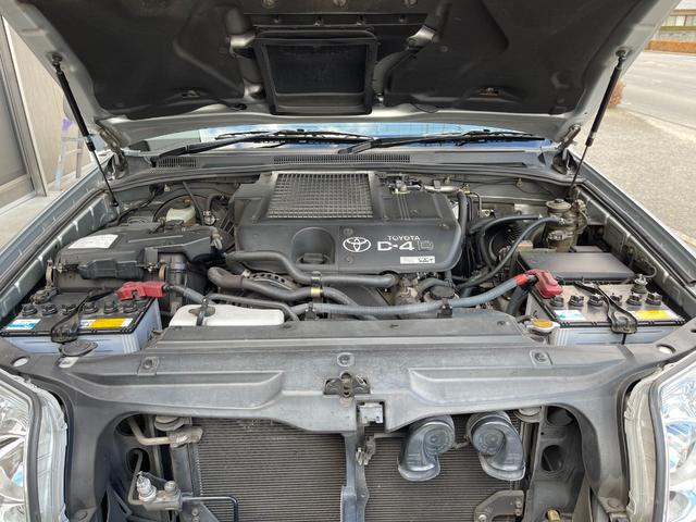 ハイラックスサーフ ＳＳＲ－Ｇ　ディーゼルターボ　サンルーフ　寒冷地仕様　ダッシュ板割れ無し・寒冷地仕様・サンルーフ・ルーフレール（32枚目）