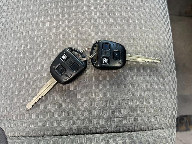 ハイラックスサーフ ＳＳＲ－Ｇ　ディーゼルターボ　サンルーフ　寒冷地仕様　ダッシュ板割れ無し・寒冷地仕様・サンルーフ・ルーフレール（33枚目）