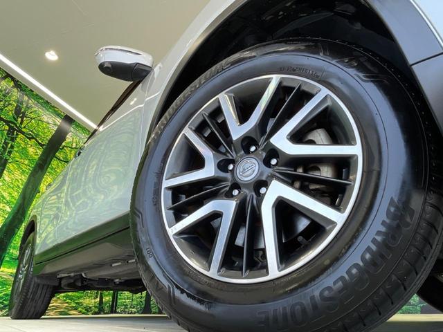 エクストレイル ２０Ｘ　４ＷＤ　禁煙車　コネクトナビ　アラウンドビュー　クルコン　シートヒーター　クリアランスソナー　ＥＴＣ　１７インチアルミ　スマートキー　７人乗り　オートライト（13枚目）