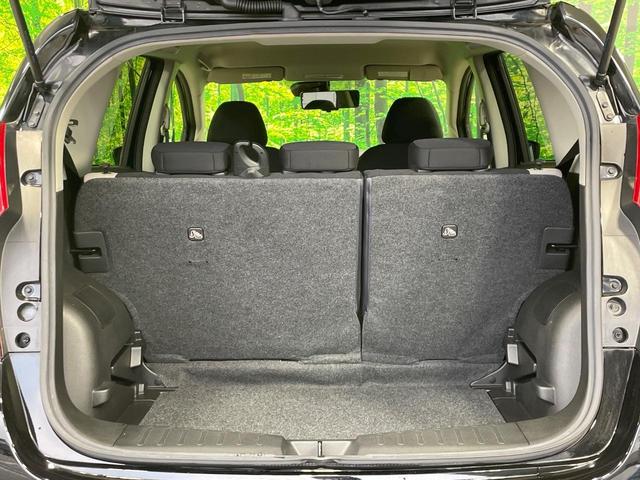 ノート ｅ－パワー　Ｘ　禁煙車　純正ナビ　アラウンドビュー　エマージェンシーブレーキ　車線逸脱警報　スマートルームミラー　クリアランスソナー　ＬＥＤヘッド　ＥＴＣ　オートエアコン　オートライト（12枚目）