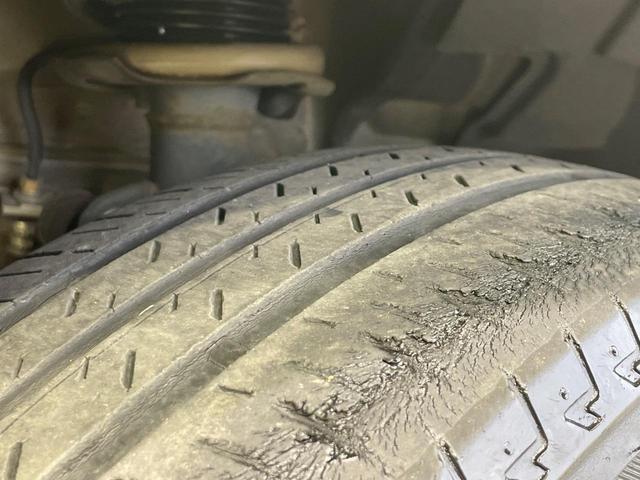 ノート ｅ－パワー　Ｘ　禁煙車　純正ナビ　アラウンドビュー　エマージェンシーブレーキ　車線逸脱警報　スマートルームミラー　クリアランスソナー　ＬＥＤヘッド　ＥＴＣ　オートエアコン　オートライト（35枚目）