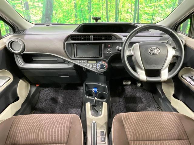 アクア G 禁煙車 SDナビ LEDヘッド バックカメラ モデリスタ16インチアルミホイール スマートキー オートエアコン オートライト 電動格納ミラー(2枚目)