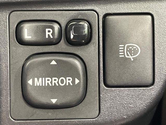 アクア G 禁煙車 SDナビ LEDヘッド バックカメラ モデリスタ16インチアルミホイール スマートキー オートエアコン オートライト 電動格納ミラー(8枚目)