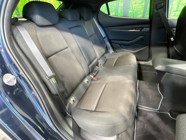 ＭＡＺＤＡ３ファストバック ２０Ｓプロアクティブ　ツーリングセレクション　禁煙車　メーカーナビ　全周囲カメラ　衝突軽減　レーダークルーズ　シートヒーター　シートメモリー　ステアリングヒーター　クリアランスソナー　ＬＥＤヘッド　ＥＴＣ　純正１８インチＡＷ　アイドリングストップ（12枚目）