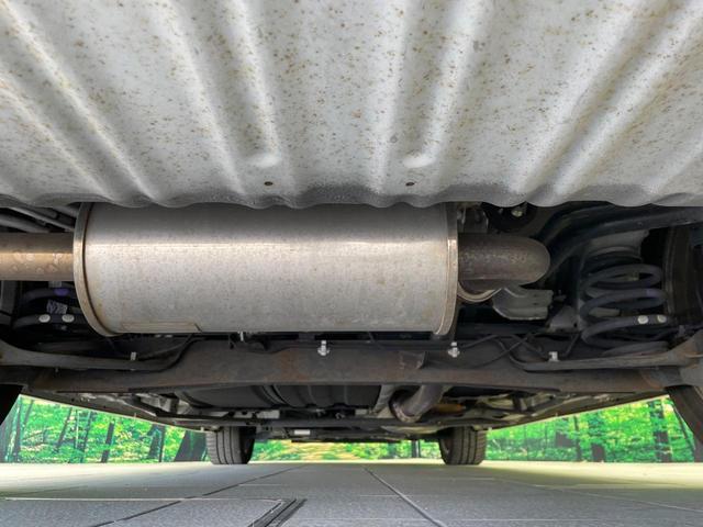 セレナ ライダー　ブラックライン　Ｓ－ハイブリッド　禁煙車　８型ナビ　クルーズコントロール　両側電動ドア　ＨＩＤヘッドライト　バックカメラ　ＥＴＣ　アイドリングストップ　スマートキー　純正１７インチアルミホイール（19枚目）