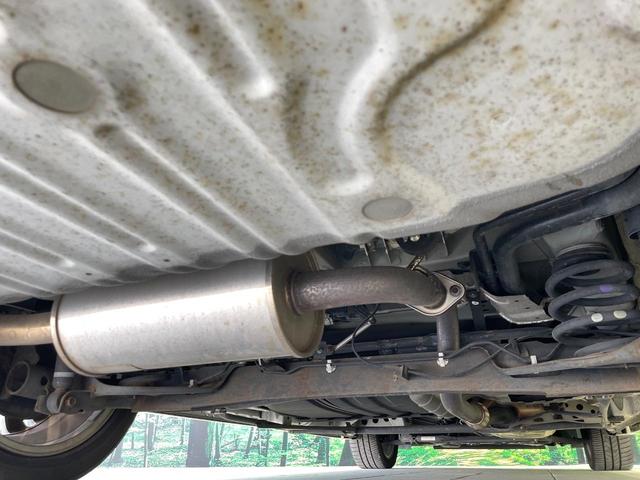 セレナ ライダー　ブラックライン　Ｓ－ハイブリッド　禁煙車　８型ナビ　クルーズコントロール　両側電動ドア　ＨＩＤヘッドライト　バックカメラ　ＥＴＣ　アイドリングストップ　スマートキー　純正１７インチアルミホイール（28枚目）