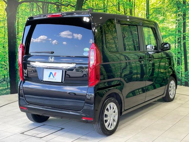 ☆全国のネクステージからお取り寄せが可能※!遠方の店舗に展示してあるクルマが気になる場合も、最寄りの店舗でご覧いただくことが可能です!是非私たちに要望をお聞かせください!※別途費用