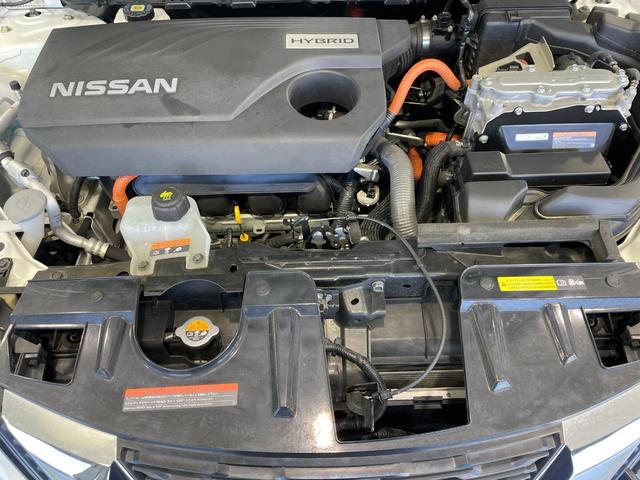 エクストレイル ２０Ｘｉ　ハイブリッド　４ＷＤ　禁煙車　メーカーＳＤナビ　エマージェンシーブレーキ　全周囲カメラ　レーダークルーズ　電動リアゲート　コーナーセンサー　レーンキープ　シートヒーター　ＬＥＤヘッド　ルーフレール　ＥＴＣ　ドラレコ（18枚目）