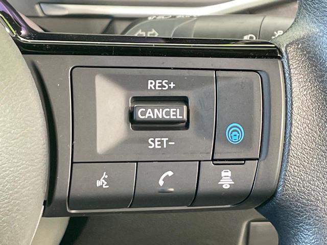 ノート Ｘ　禁煙車　９型メーカーナビ　全周囲カメラ　衝突軽減装置　スマートルームミラー　プロパイロット　ＢＳＭ　踏み間違い防止アシスト　クリアランスソナー　ＬＥＤヘッド　ＥＴＣ　ワンオーナー（6枚目）