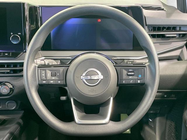 ノート Ｘ　禁煙車　９型メーカーナビ　全周囲カメラ　衝突軽減装置　スマートルームミラー　プロパイロット　ＢＳＭ　踏み間違い防止アシスト　クリアランスソナー　ＬＥＤヘッド　ＥＴＣ　ワンオーナー（11枚目）