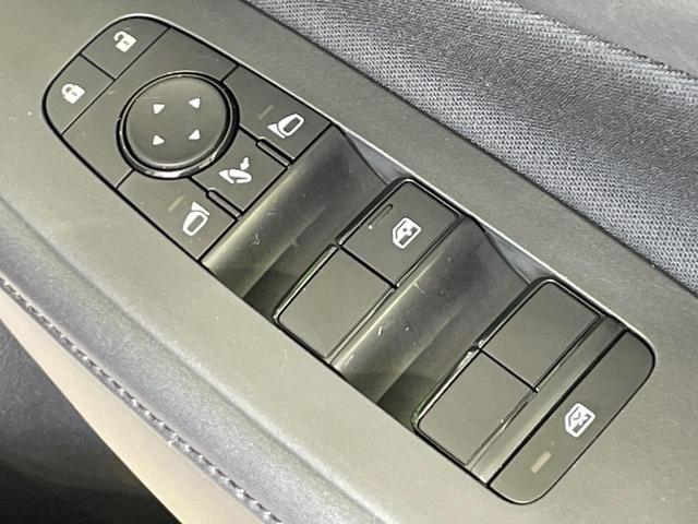 ノート Ｘ　禁煙車　９型メーカーナビ　全周囲カメラ　衝突軽減装置　スマートルームミラー　プロパイロット　ＢＳＭ　踏み間違い防止アシスト　クリアランスソナー　ＬＥＤヘッド　ＥＴＣ　ワンオーナー（31枚目）