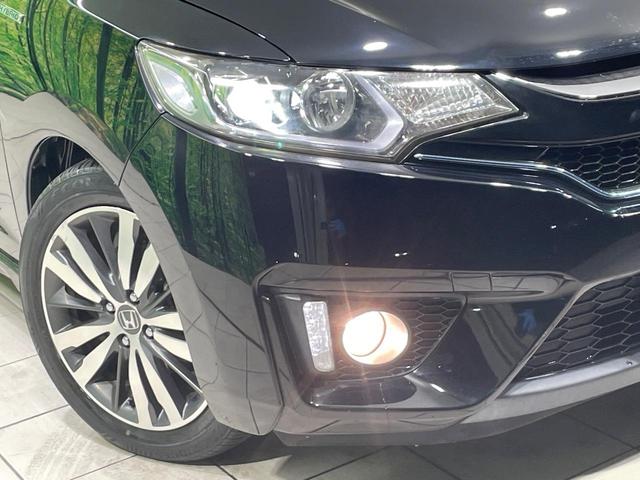 フィットハイブリッド Sパッケージ 禁煙車 純正SDナビ シティブレーキアクティブシステム クルーズコントロール LEDヘッド バックカメラ ETC 純正16インチアルミ スマートキー オートライト(12枚目)