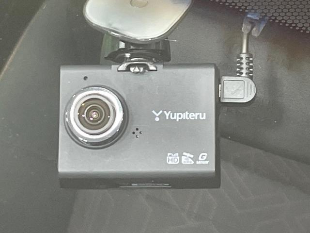 フィットハイブリッド Sパッケージ 禁煙車 純正SDナビ シティブレーキアクティブシステム クルーズコントロール LEDヘッド バックカメラ ETC 純正16インチアルミ スマートキー オートライト(22枚目)