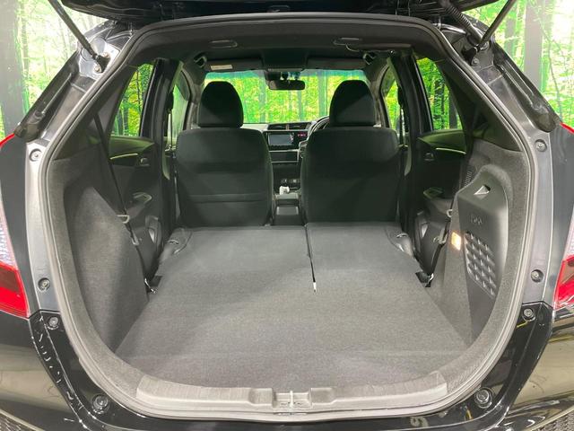 フィットハイブリッド Sパッケージ 禁煙車 純正SDナビ シティブレーキアクティブシステム クルーズコントロール LEDヘッド バックカメラ ETC 純正16インチアルミ スマートキー オートライト(33枚目)