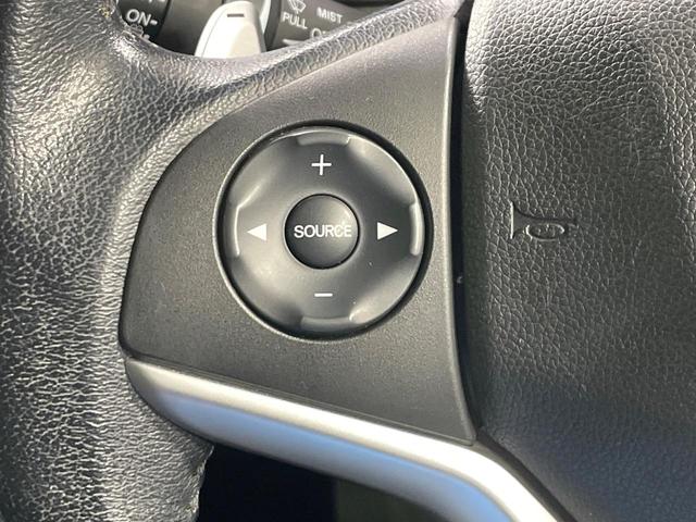 フィットハイブリッド Sパッケージ 禁煙車 純正SDナビ シティブレーキアクティブシステム クルーズコントロール LEDヘッド バックカメラ ETC 純正16インチアルミ スマートキー オートライト(43枚目)