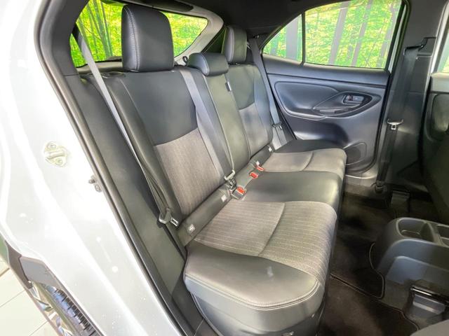 ヤリスクロス ハイブリッドZ 禁煙車 ディスプレイオーディオ 全周囲カメラ セーフティセンス レーダークルーズ BSM ハーフレザー パワーシート シートヒーター ステアリングヒーター クリアランスソナー LEDヘッド(12枚目)